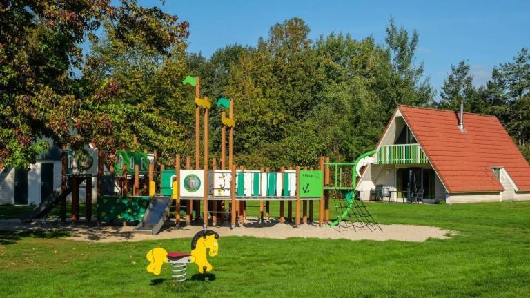 Lupine Lodge Gramsbergen エクステリア 写真